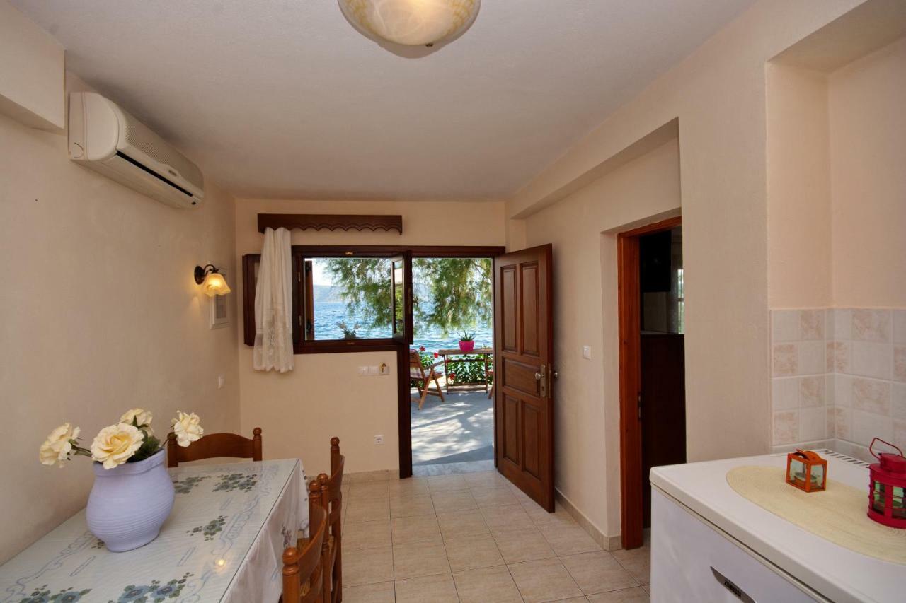 Alexandra Studios 2 Alonnisos Town Ngoại thất bức ảnh